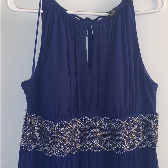 Formal Dress - Picture 7 of 7